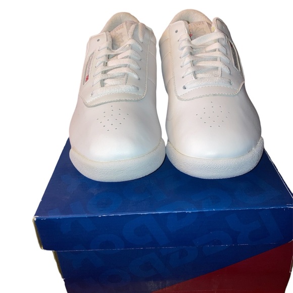 Reebok Princess White White Womens Trainers size 9.5 New in Box - Picture 4 of 7